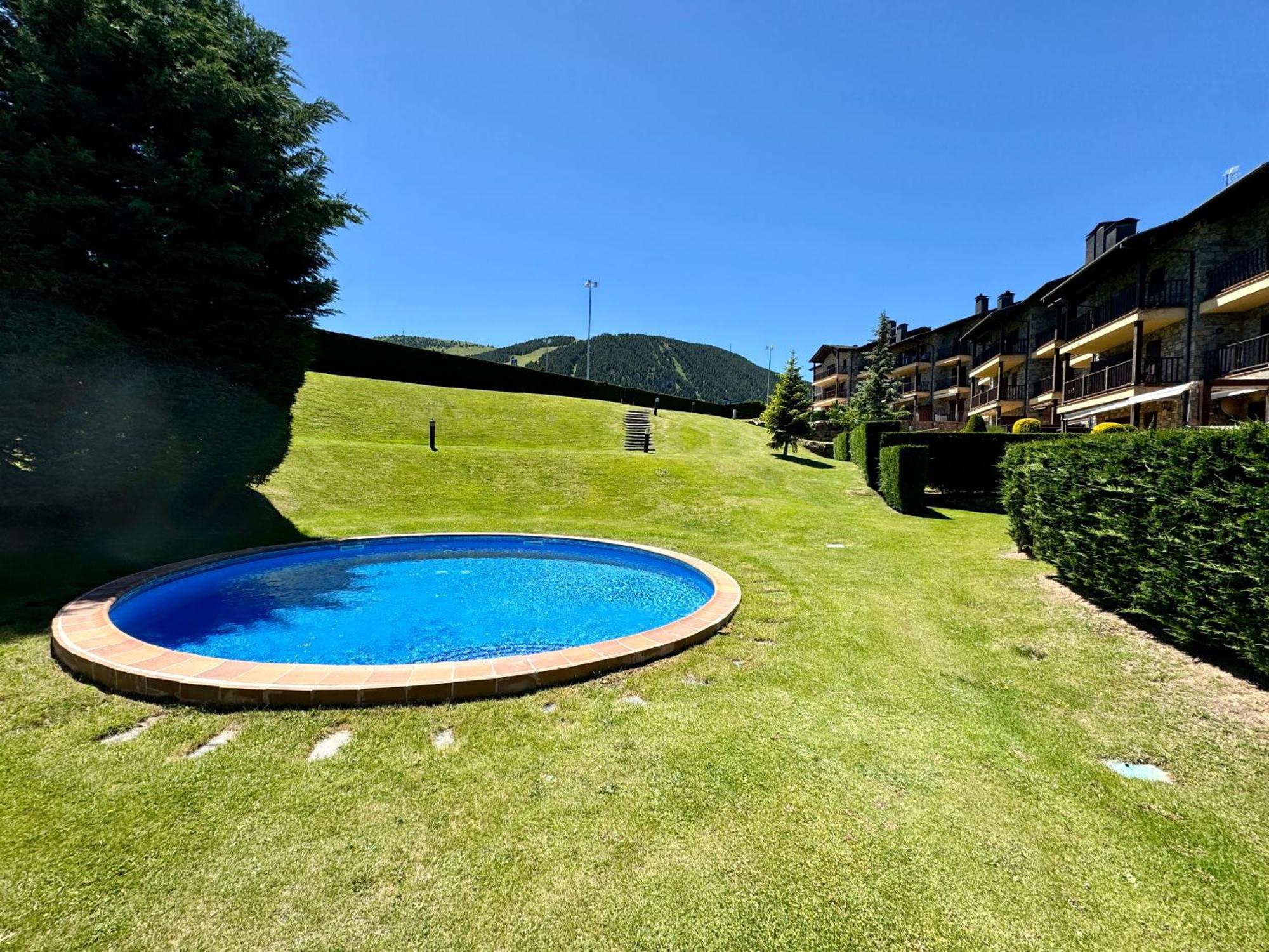 Atico Duplex A Pie De Pistas De Esqui Bed and Breakfast La Molina  Buitenkant foto