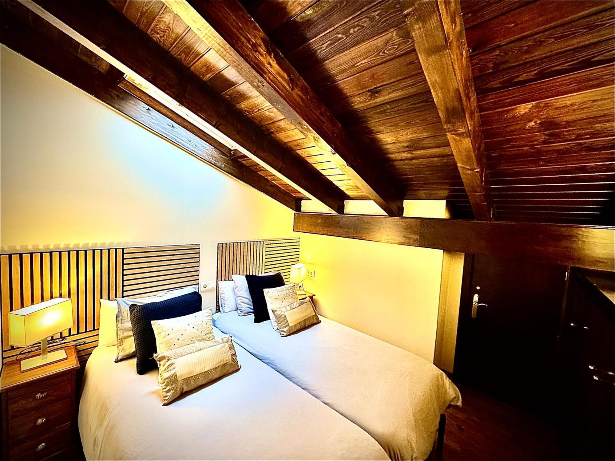 Atico Duplex A Pie De Pistas De Esqui Bed and Breakfast La Molina  Buitenkant foto